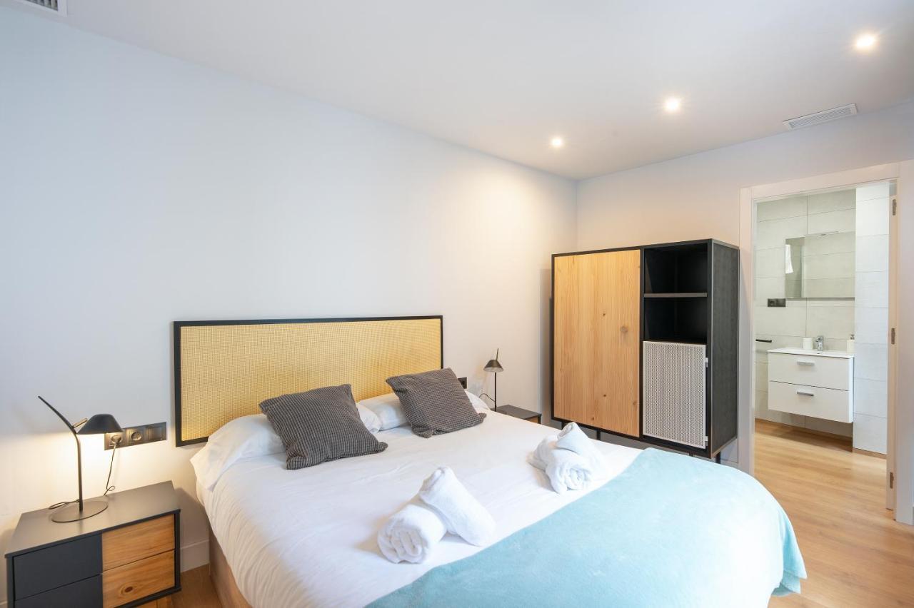 New Apartment -Shared Pool & Solarium- 1B マラガ エクステリア 写真